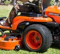 Kubota ZD1000 Series Thumbnail 2