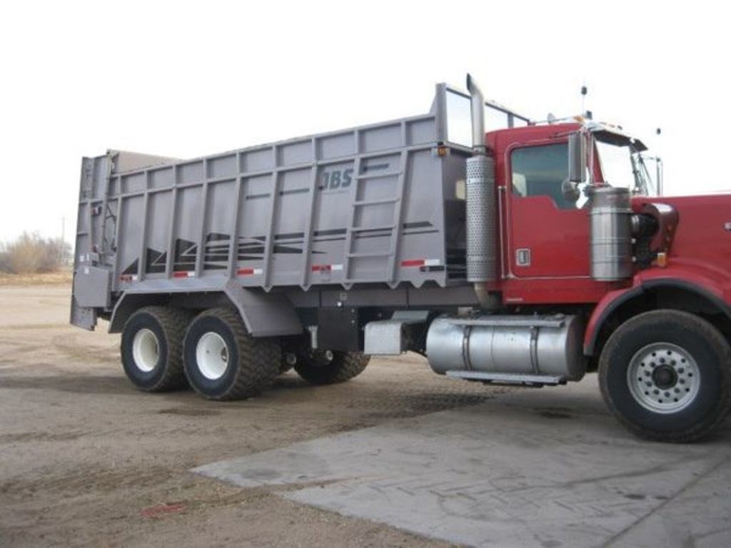 JBS Truck Mount Manure Spreader Spreader3 Point Hitch For Sale in Duncan British Columbia