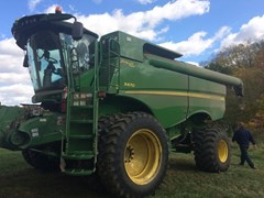 Combine For Sale 2012 John Deere S670 Combine For Sale 2012 John Deere S670