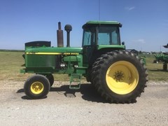 Tractor - Row Crop For Sale 1989 John Deere 4755 Tractor - Row Crop For Sale 1989 John Deere 4755