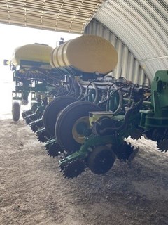 Planter For Sale 2017 John Deere 1775NT Planter For Sale 2017 John Deere 1775NT