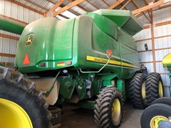 Combine For Sale 2009 John Deere 9670 STS Combine For Sale 2009 John Deere 9670 STS