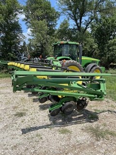 Planter For Sale 2010 John Deere 1720 Planter For Sale 2010 John Deere 1720