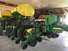 Planter For Sale 2017 John Deere 1775NT Planter For Sale 2017 John Deere 1775NT