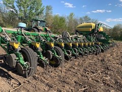 Planter For Sale 2020 John Deere 1775NT Planter For Sale 2020 John Deere 1775NT