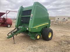 Baler-Round For Sale 2016 John Deere 569 Premium Baler-Round For Sale 2016 John Deere 569 Premium