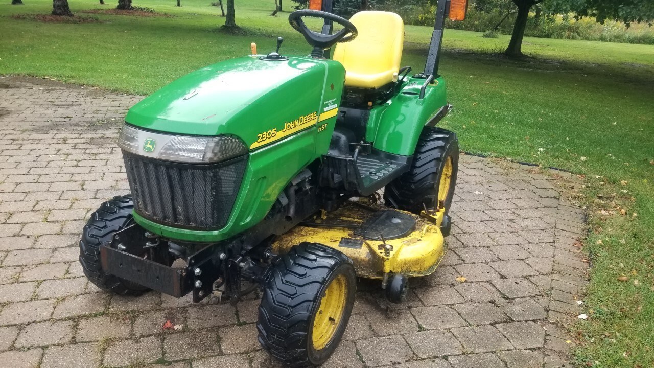 2005 John Deere 2305 Tractor - Compact Utility For Sale