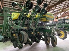 Planter For Sale 2010 John Deere 1790 Planter For Sale 2010 John Deere 1790