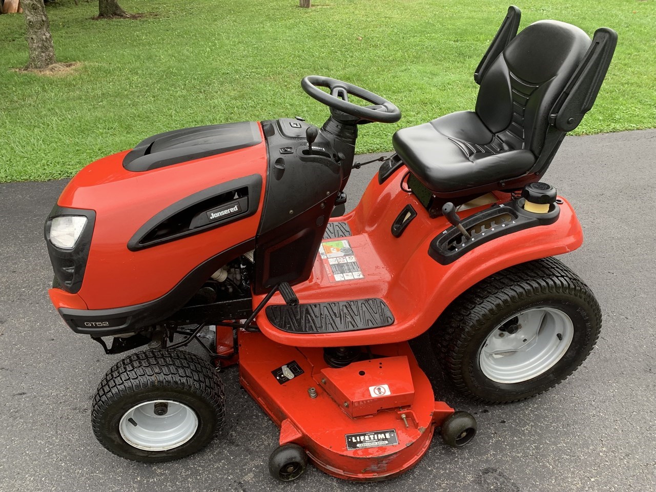 2018 Jonsered GT52F Lawn Mower For Sale