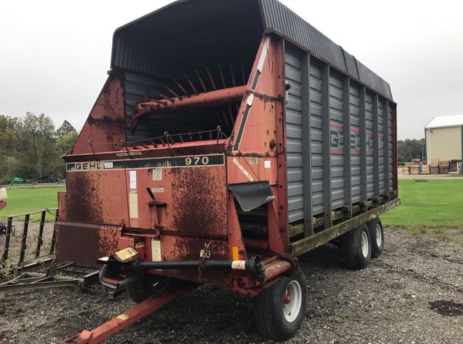 Gehl 970 Forage Boxes and Blowers For Sale