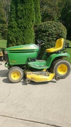 Lawn Mower For Sale 2005 John Deere LX280 , 18 HP Lawn Mower For Sale 2005 John Deere LX280 , 18 HP