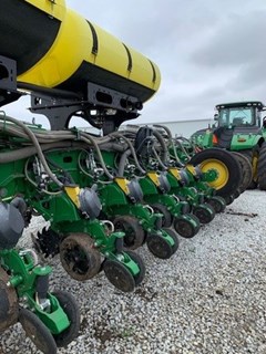 Planter For Sale 2021 John Deere 1775NT Planter For Sale 2021 John Deere 1775NT