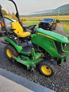 Tractor - Compact Utility For Sale 2017 John Deere 1025R , 25 HP Tractor - Compact Utility For Sale 2017 John Deere 1025R , 25 HP