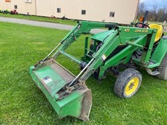 Tractor - Compact Utility For Sale 2000 John Deere 4200 , 26 HP Tractor - Compact Utility For Sale 2000 John Deere 4200 , 26 HP
