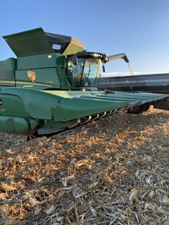 Header-Corn For Sale 2020 John Deere 716C Header-Corn For Sale 2020 John Deere 716C