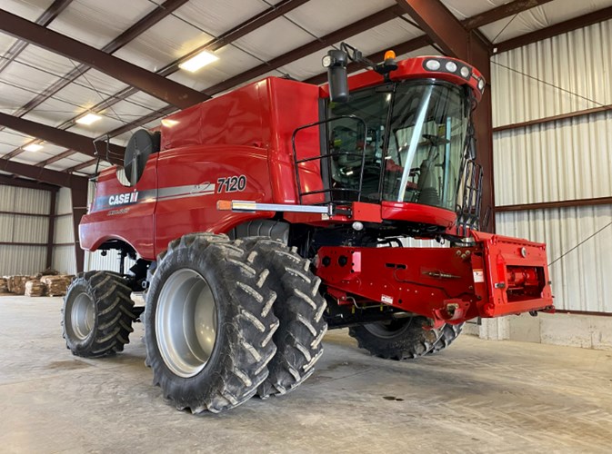 2010 Case IH 7120 Combine For Sale