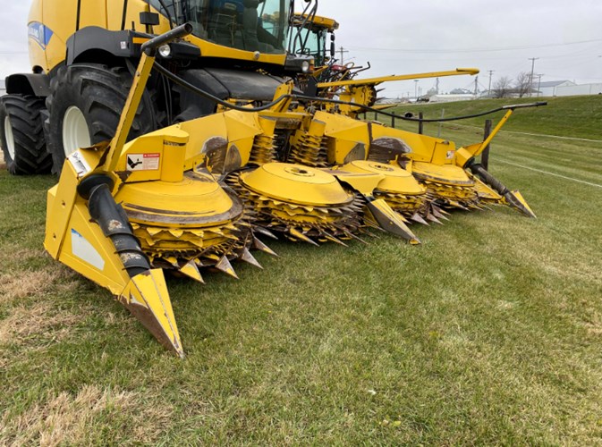 New Holland 450FI Forage Head-Rotary For Sale