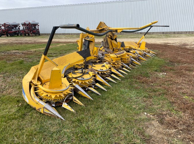 New Holland 600SFI Forage Head-Rotary For Sale