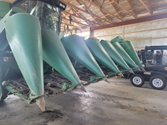Combine Header-Corn For Sale 1995 John Deere 693 Combine Header-Corn For Sale 1995 John Deere 693