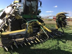 Header-Corn For Sale 2013 John Deere 692 Header-Corn For Sale 2013 John Deere 692