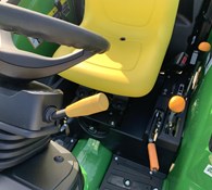 2023 John Deere 4066M Thumbnail 3