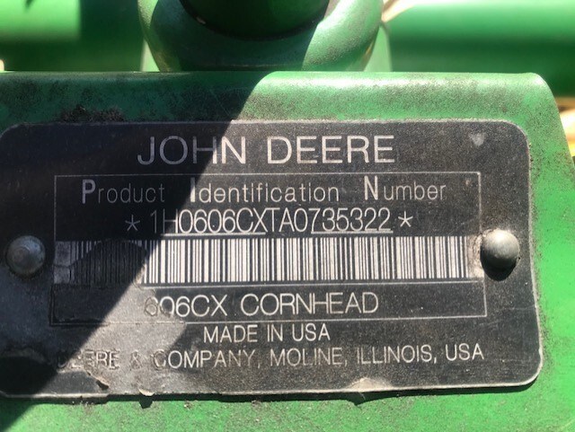 2010 John Deere 606C Combine Header-Corn For Sale