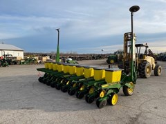 Planter For Sale 1994 John Deere 7200 Planter For Sale 1994 John Deere 7200