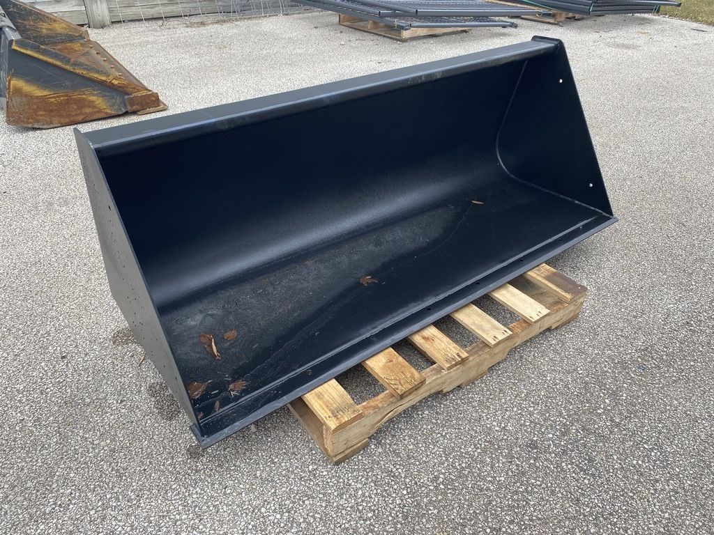 New Holland Bucket المرفقات برسم البيعHudson Michigan