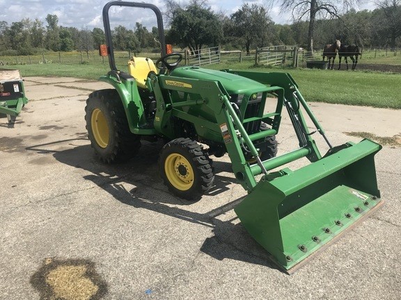 2012 John Deere 3038E Tractor - Compact Utility For Sale