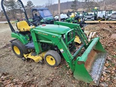 Tractor - Compact Utility For Sale 2003 John Deere 2210 , 23 HP