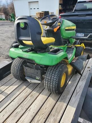 2017 John Deere X330 Lawn Mower For Sale