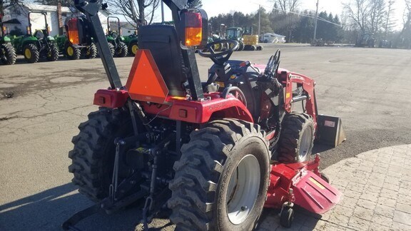 2016 Massey Ferguson 1526 Tractor - Compact Utility For Sale