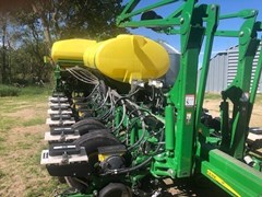 Planter For Sale 2015 John Deere 1775NT Planter For Sale 2015 John Deere 1775NT
