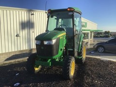 Tractor - Compact Utility For Sale 2021 John Deere 3033R 