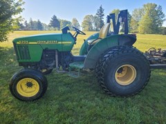 Tractor - Utility For Sale 2000 John Deere 5205 , 53 HP