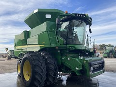 Combine For Sale 2016 John Deere S680 Combine For Sale 2016 John Deere S680