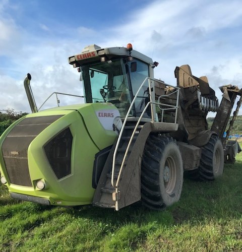 2009 CLAAS 1400 Windrower-Self Propelled For Sale