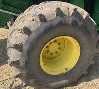 2017 John Deere S680 Thumbnail 7