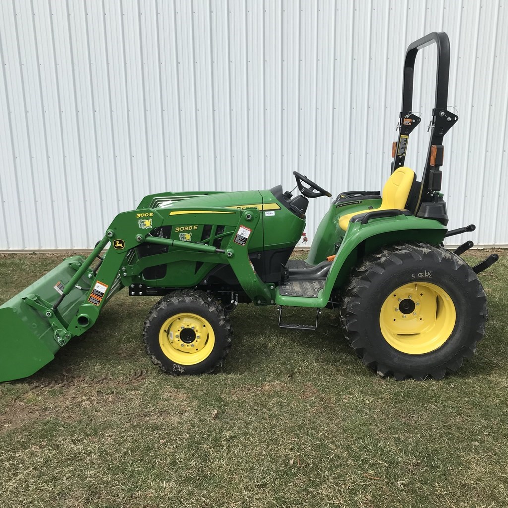 2022 John Deere 3038E Compact Utility Tractor For Sale in Bloomingdale Ohio