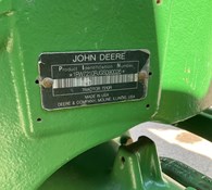 2016 John Deere 7210R Thumbnail 15