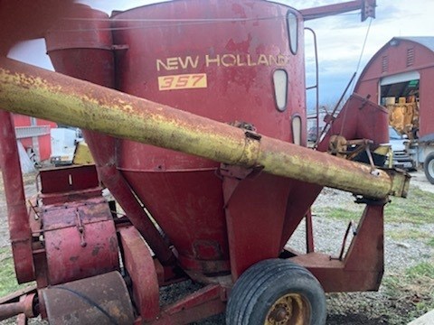 New Holland 357 Grinder Mixer For Sale