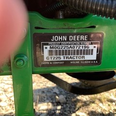 2003 John Deere GT225 Lawn Mower For Sale