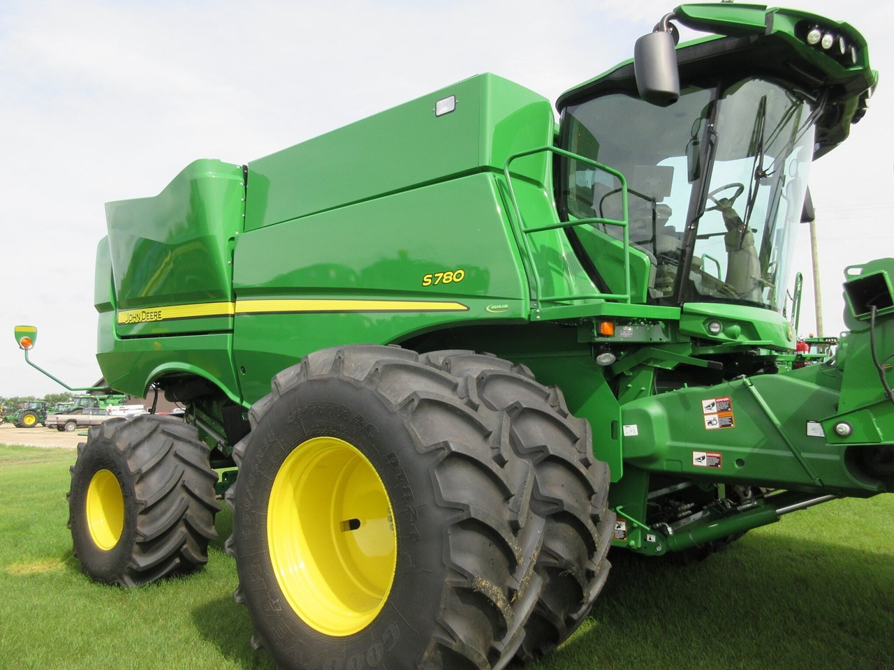 2021 John Deere S780 Combine For Sale in Carman Manitoba