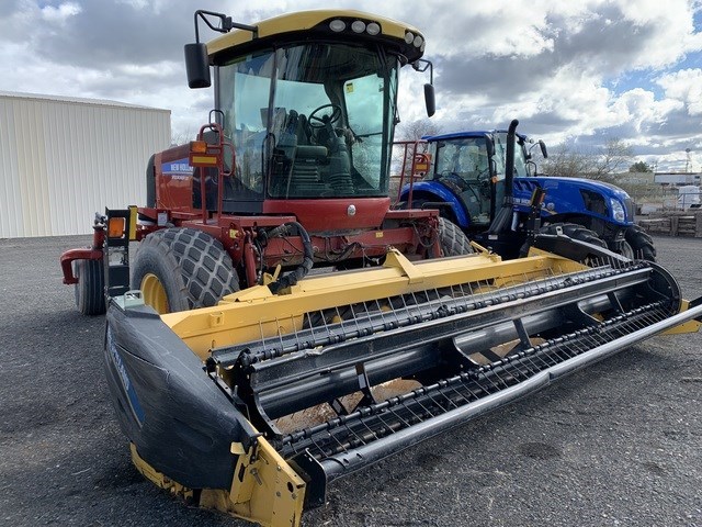 2014 New Holland SR130 Windrower-Self Propelled For Sale