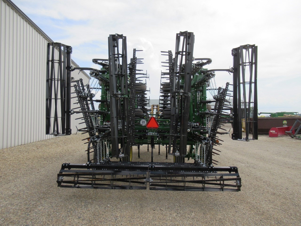 2022 John Deere 2330 Mulch Finisher For Sale in Minier Illinois