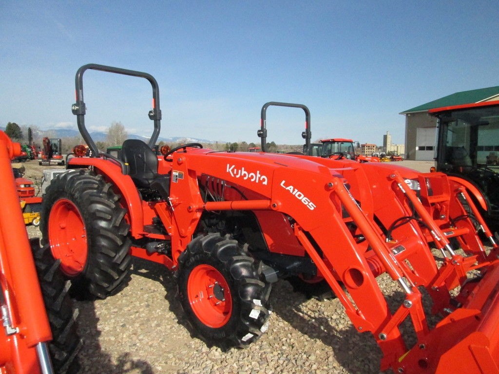 2022 Kubota MX5400 4WD HST Compact Utility Tractor For Sale in Sheridan