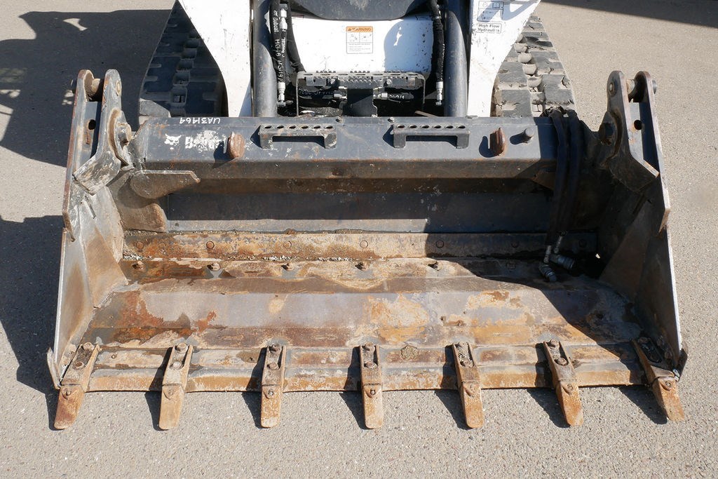 2012 Bobcat Bucket, Combination Loaders/Telehandlers 68" Attachments