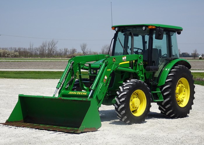 2012 John Deere 5105M Tractor - Utility For Sale