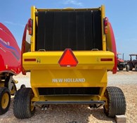 New Holland RB560 Net, Specialty Crop/HD Package Thumbnail 4