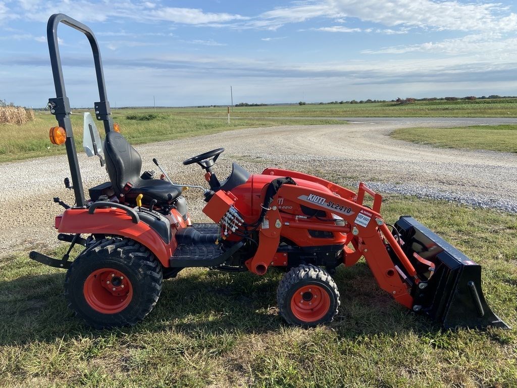 Kioti CS2210 Compact Utility Tractor For Sale in Lockwood Missouri